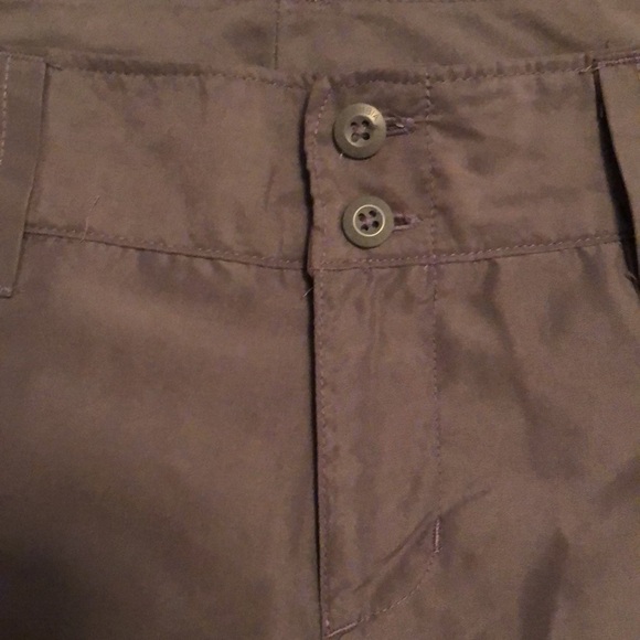 Columbia Omni Shade Taupe Capri hiking pants, size 4 - Picture 4 of 10